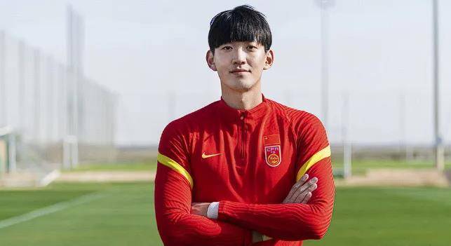 上港两大主力官宣离队留洋！将转会去五大联赛投奔法甲名帅，孙祥苦劝未果